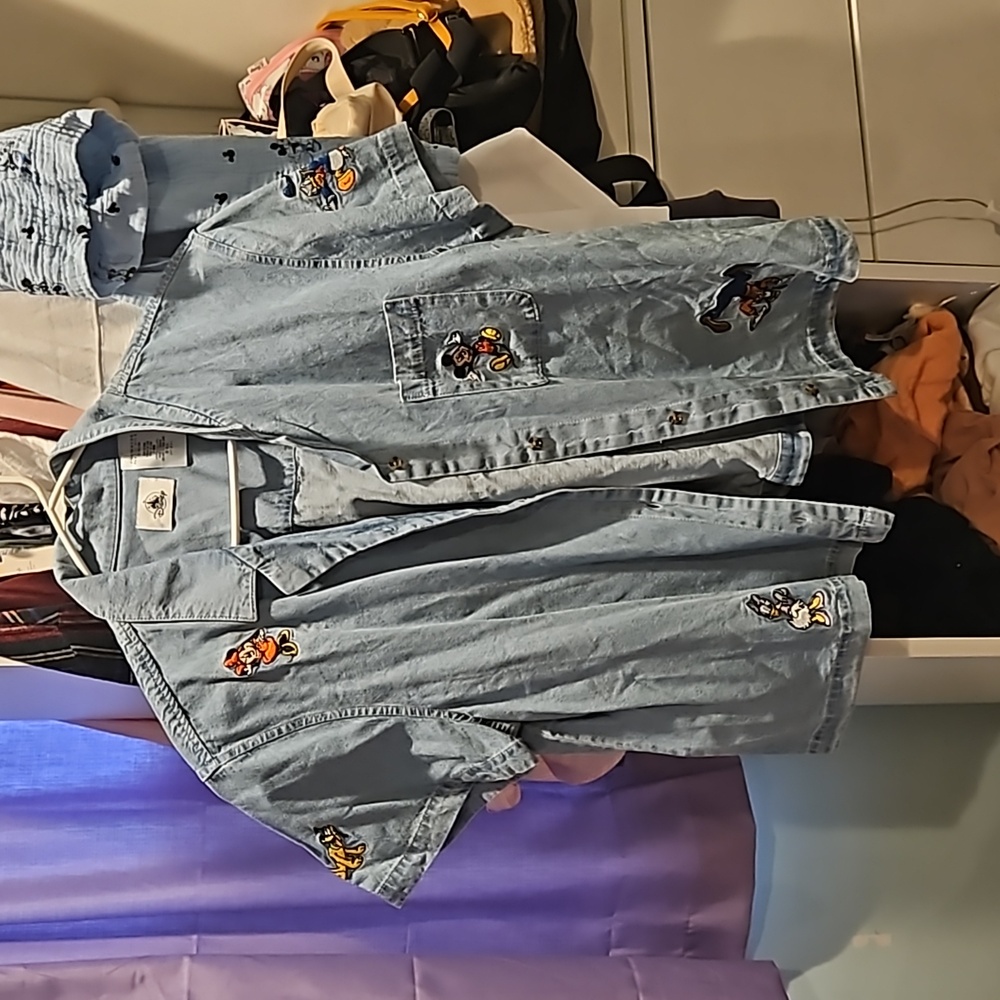 DISNEY PARKS Denim Fab 5 shirt